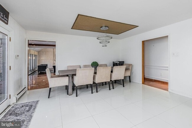 Building Photo - 1322 Commissioners Rd