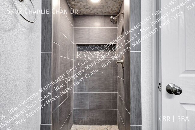 Building Photo - 5702 Charlie Chan Dr