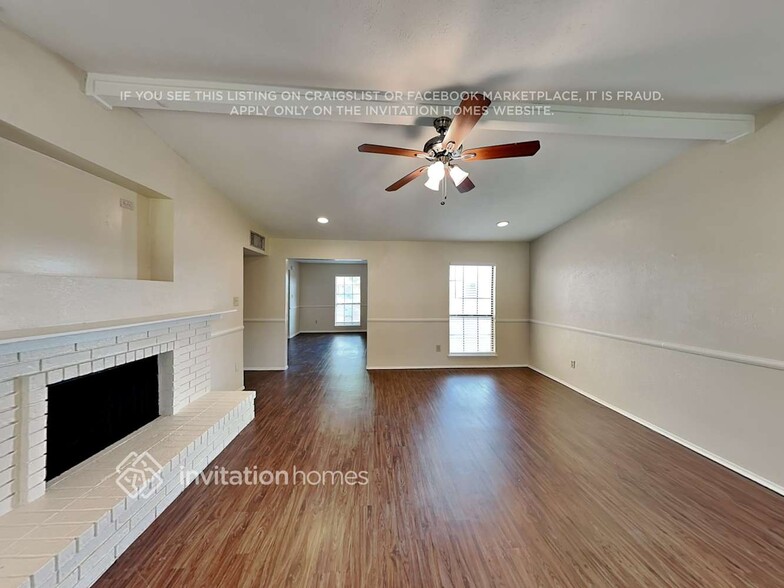 Building Photo - 5500 Squires Dr