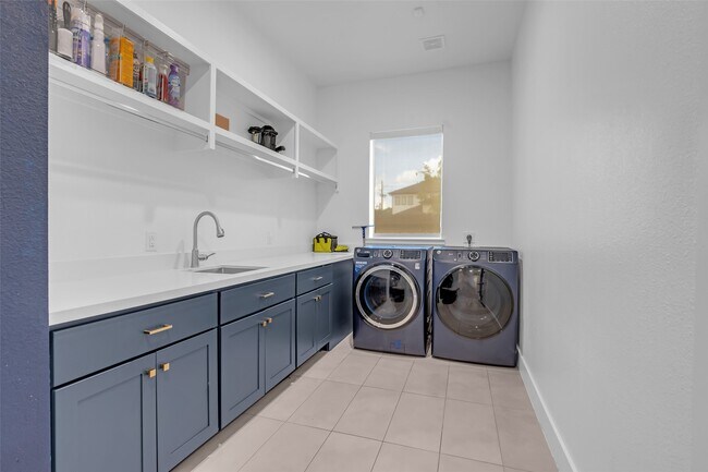 Building Photo - 2523 Quickstep Ct