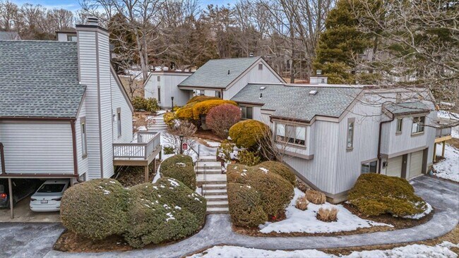 Primary Photo - 234 Heritage Hills