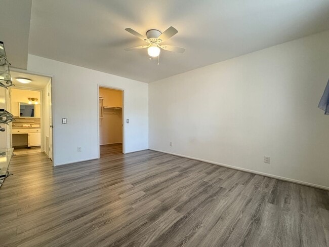 Building Photo - 6878 Navajo Rd