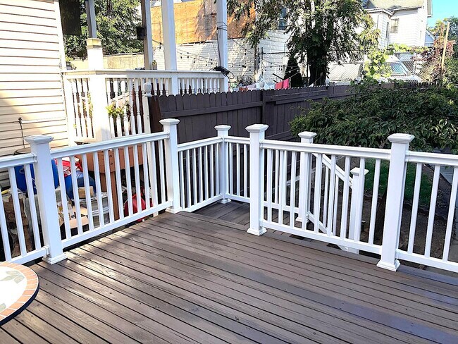 Primary Photo - 284 MAGNOLIA Ave