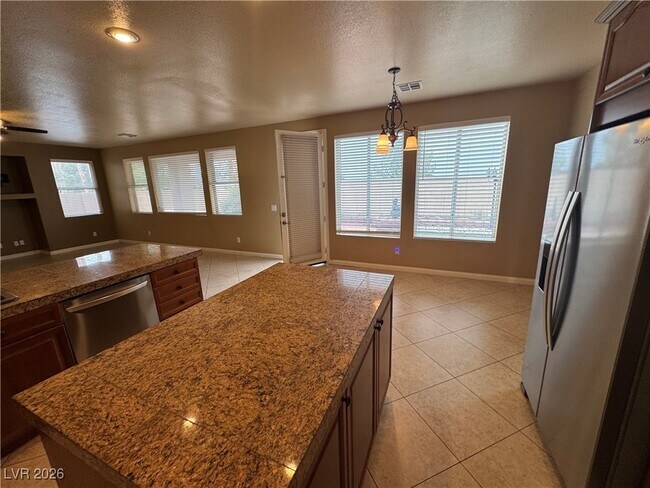 Building Photo - 332 Glistening Cloud Dr