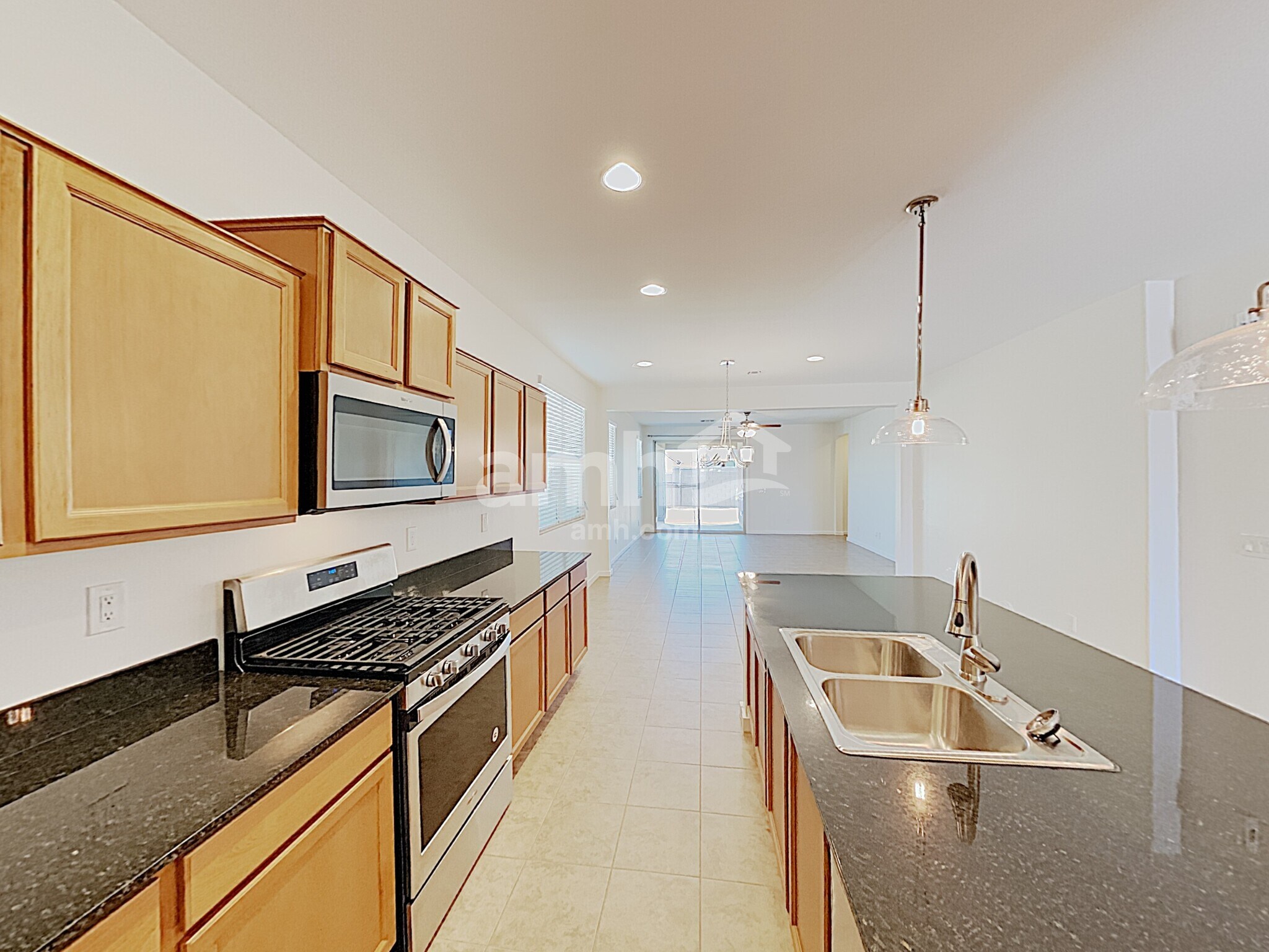 Building Photo - 492 W Tenia Trail