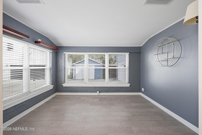 Building Photo - 2741 Hendricks Ave