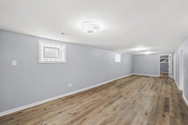 Building Photo - 3353 N Ozanam Ave