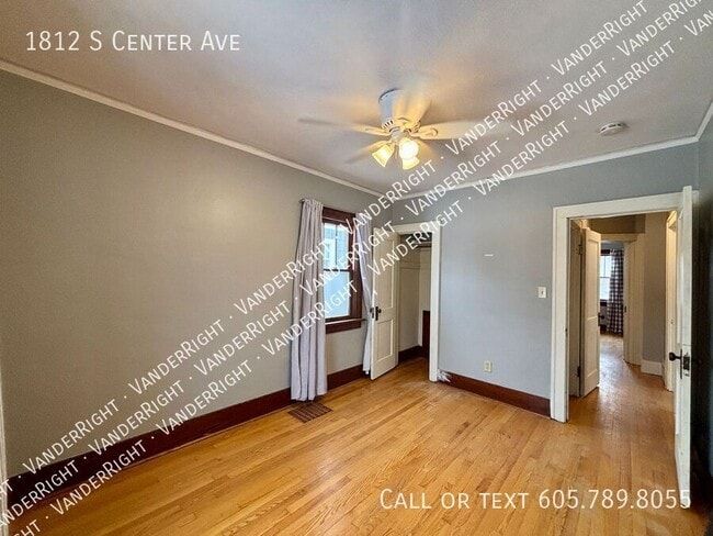 Building Photo - 1812 S Center Ave