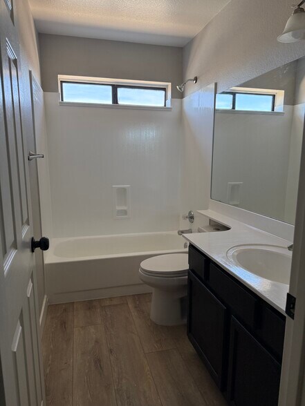 Upstairs bathroom - 6629 E Preston St