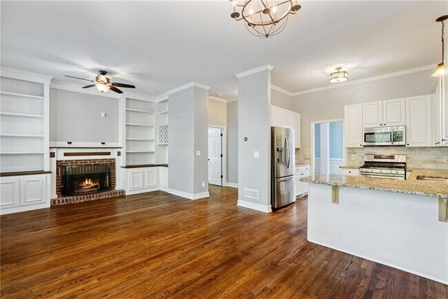 Building Photo - 1362 Cartecay Dr NE