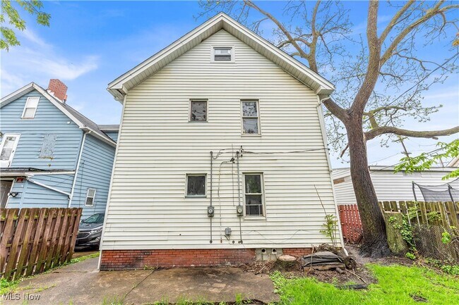 Building Photo - 3111 W 90th St