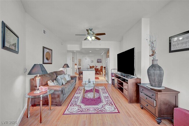 Building Photo - 200 W Sahara Ave