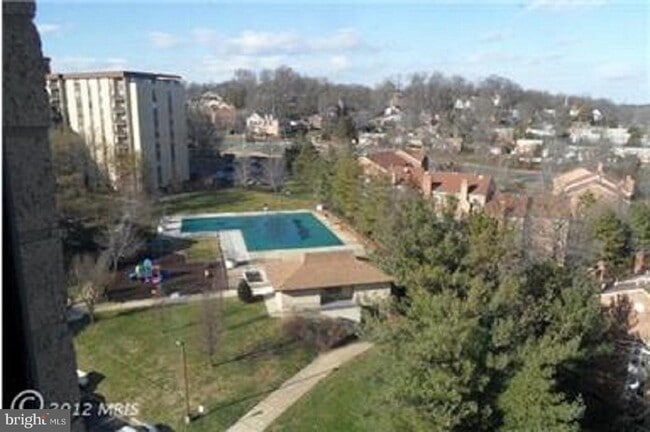 Building Photo - 3100 S Manchester St