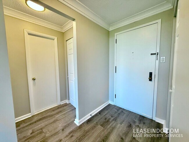 Building Photo - 2141 P St NW