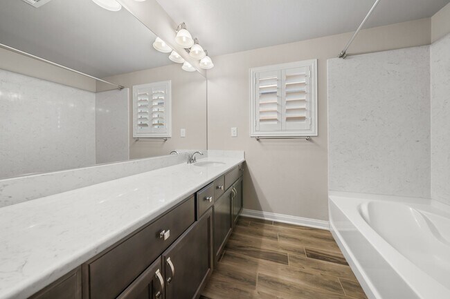 Building Photo - Modern upgrades, Tesla solar, and versatil...