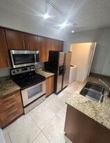 Building Photo - 1020 Crystal Way