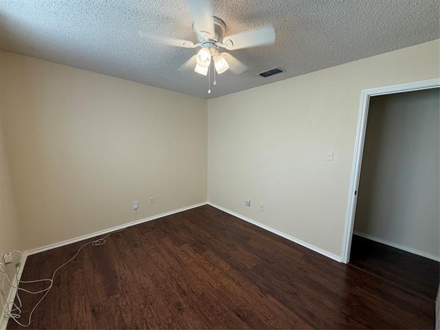 Building Photo - 2902 Post Oak Dr