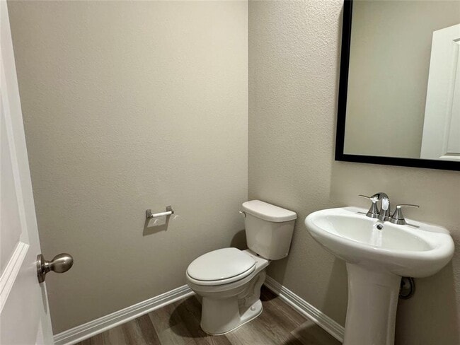 Building Photo - 1850 Settlers Glen Dr