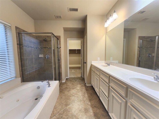 Building Photo - Highland Lake Lane, Pearland, TX 77584 - 4...