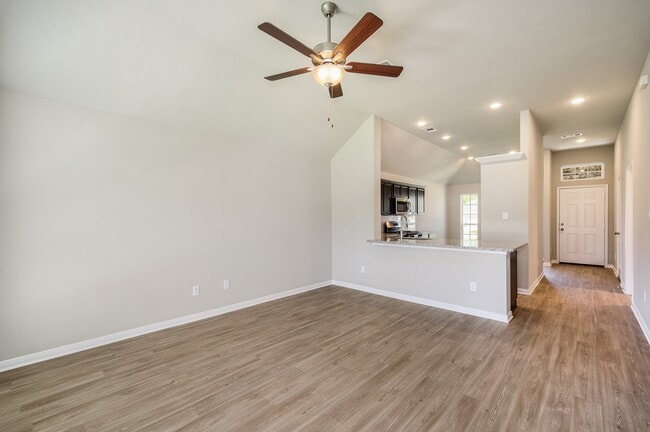 Building Photo - 14375 N Summerchase Cir