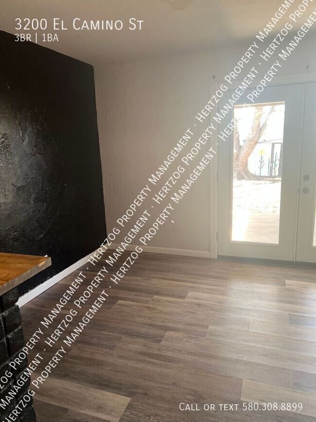 Building Photo - 3200 El Camino St