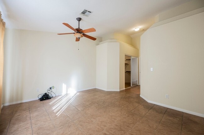 Building Photo - Summerlin - Single Story Townhome -