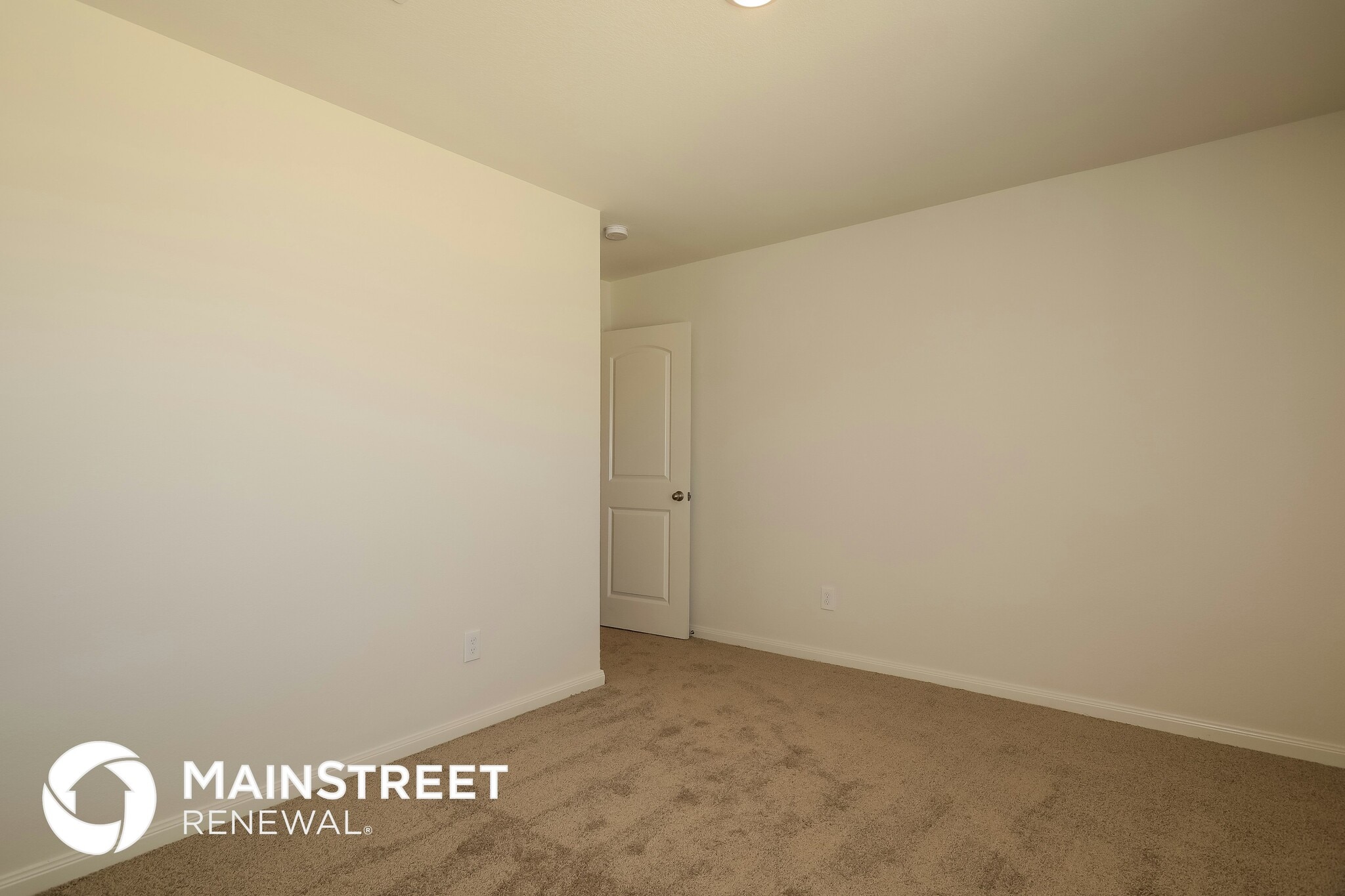 Building Photo - 26805 Steinbeck Dr