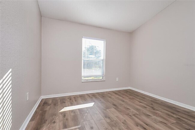 Building Photo - 3702 Imperial Dr