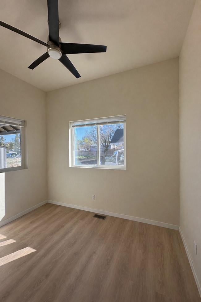 Building Photo - Bright & New 2 Bed / 2 Bath with Vaulted Ceilings & Covered Parking!