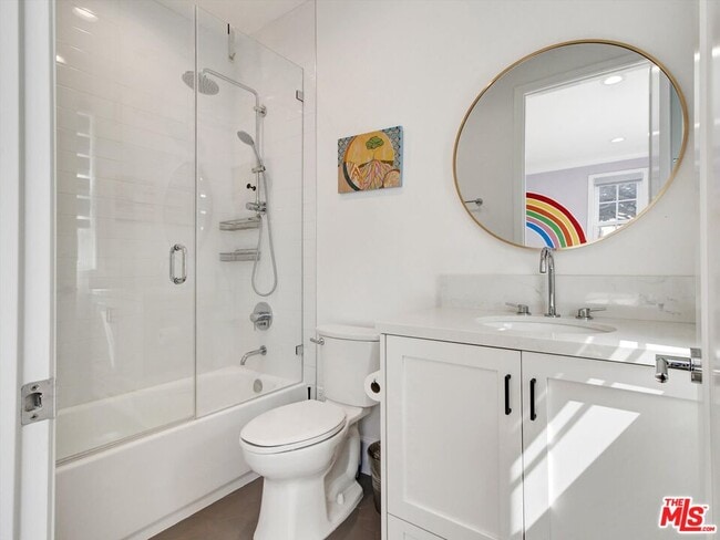 Building Photo - 10593 Kinnard Ave