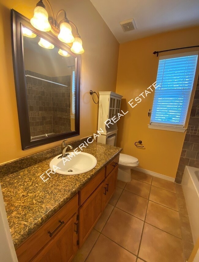 Building Photo - 2080 Biscayne Blvd