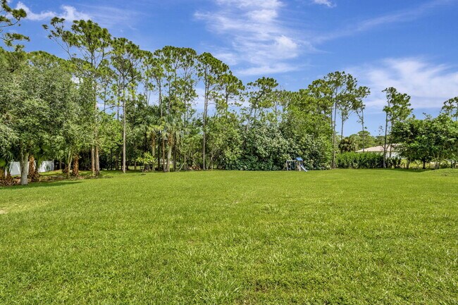 Building Photo - 14911 Orange Blvd