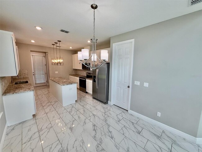 Building Photo - 7242 Carrickbend Ln