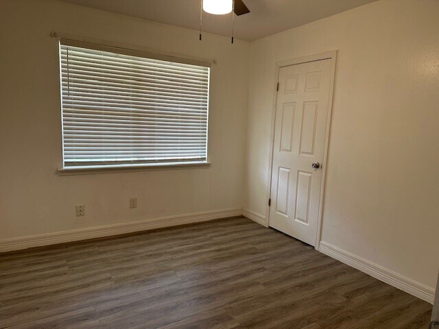 Building Photo - 119 Talisman St