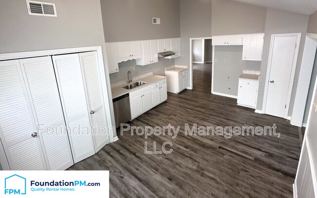 Building Photo - 8224 Timber Hill Trail
