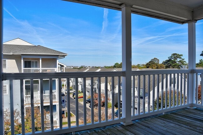 Building Photo - FOR RENT - NORFOLK!