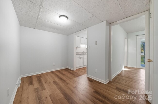 Building Photo - 824 6th St NW