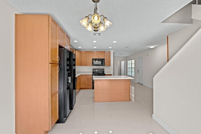 Building Photo - 12210 Dartmoor Dr