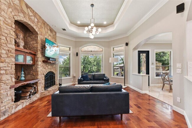 Building Photo - 122 Silverstone Dr