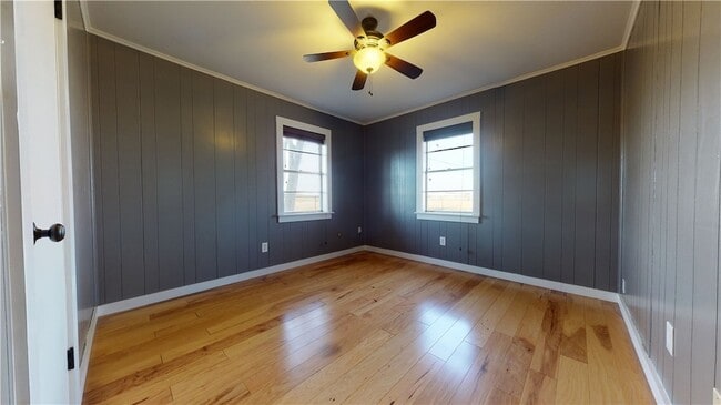 Building Photo - 8251 W Sh-21