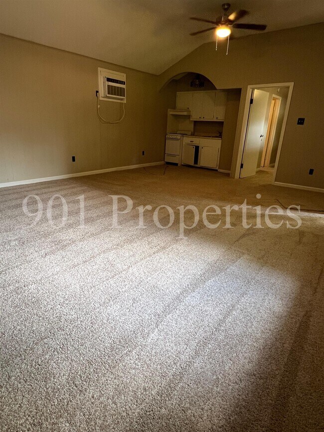 Building Photo - 5140 Longmeadow Cove
