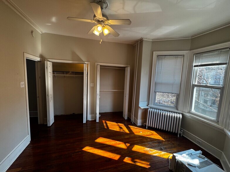 2nd Fl front bedroom closet view - 1518 S 13th St