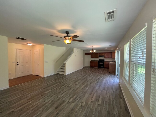 Building Photo - Home in Sable Glen for Rent - South Fulton