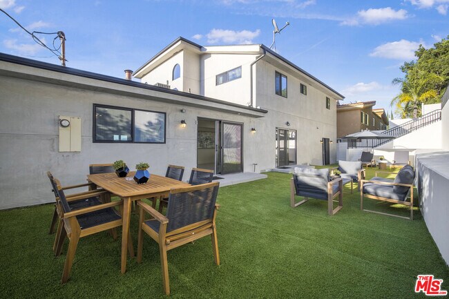 Building Photo - 18202 Rancho St