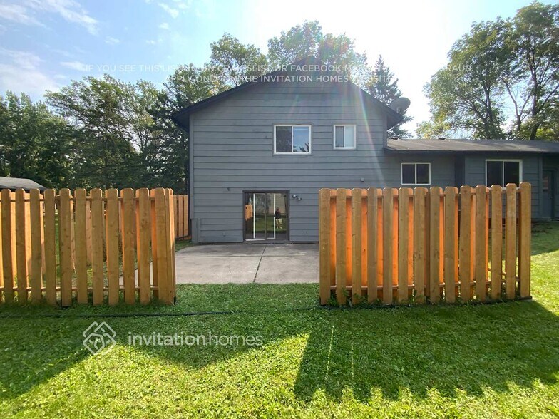 Building Photo - 6840 Penamint Ln