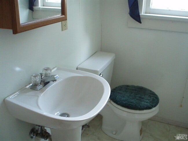 Building Photo - 636 Huffman St