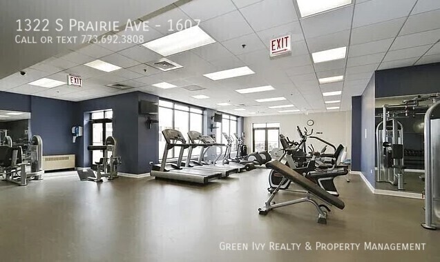 Building Photo - 1322 S Prairie Ave