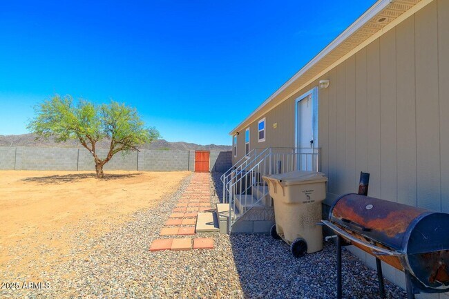 Building Photo - 8953 S Aubrey Cir