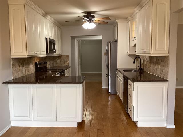 Building Photo - 2841 Southridge Dr