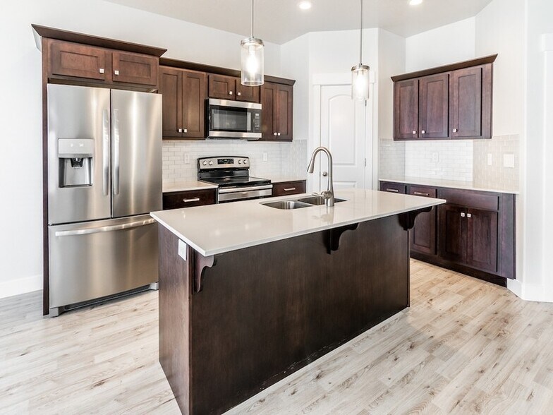 Building Photo - 4863 Spire Wy